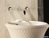 DELUXE-3-hole-washbasin-tap-NEWFORM-341133-rel3f99cc47.jpg thumb image