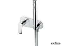 h_NIO-Shower-set-with-plate-NEWFORM-411668-rel594f5275.jpg thumb image