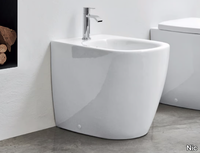 ovvio-floor-mounted-bidet-nic-design-300679-relf4e215fb.jpg thumb image