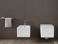 cool-wall-hung-toilet-nic-design-300827-rel282bf5f8.jpg thumb image