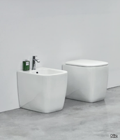 semplice-floor-mounted-bidet-nic-design-300799-relfacba000.jpg thumb image