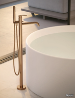 velis-bathtub-mixer-carlo-nobili-rubinetterie-545782-rel91055a15.jpg thumb image