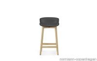 Hyg-Barstool-65-cm-Front-Upholstery-BlackOak2.png thumb image