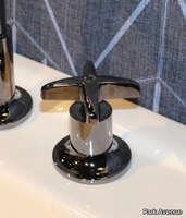 1-hole-washbasin-mixer-park-avenue-621991-relb72d1f27.jpg thumb image