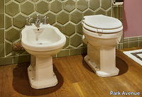 toilet-park-avenue-621152-rel6f9e4b1b.jpg thumb image