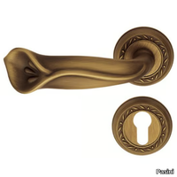 PRINCESS-CLASSIQUE-Door-handle-on-rose-PASINI-METALS-PRODUCTIONS-320385-relef7217e0.jpg thumb image