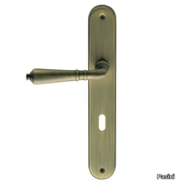 mod-800-classique-door-handle-on-back-plate-pasini-metals-productions-327916-rele8a58db1.jpg thumb image