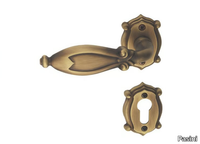 cleopatra-classique-door-handle-with-lock-pasini-metals-productions-327949-relea0ed923.jpg thumb image