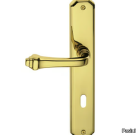 creola-classique-door-handle-on-back-plate-pasini-metals-productions-327906-rel9794bebf.jpg thumb image