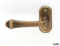 creola-classique-door-handle-on-rose-pasini-metals-productions-328016-rel813f4a84.jpg thumb image