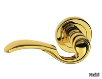 h_colonia-classique-door-handle-on-rose-pasini-metals-productions-328025-rel3956ba02.jpg thumb image