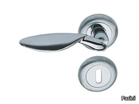 h_horus-classique-door-handle-with-lock-pasini-metals-productions-327988-rel96177eaf.jpg thumb image