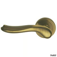 laura-liscia-classique-door-handle-on-rose-pasini-metals-productions-328028-rel8838095a.jpg thumb image