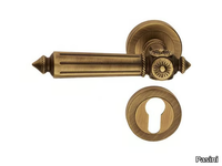 patrizio-classique-door-handle-with-lock-pasini-metals-productions-327957-rel49fb1214.jpg thumb image