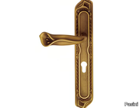 princess-classique-door-handle-on-back-plate-pasini-metals-productions-320383-rel393c0366.jpg thumb image