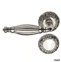 queen-door-handle-with-lock-pasini-metals-productions-327929-rel2506e985.jpg thumb image