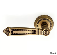 sultan-classique-door-handle-on-rose-pasini-metals-productions-327946-rel2ab287fa.jpg thumb image