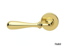 urbino-classique-door-handle-on-rose-pasini-metals-productions-328005-rel8e273354.jpg thumb image