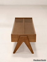 COFFEE-TABLE-Phantom-Hands-522191-rel5688ddb9.jpg thumb image