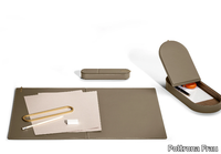 GLI-OGGETTI-ZHUANG-DESK-Poltrona-Frau-413165-rel4e9cd3dc.jpg thumb image