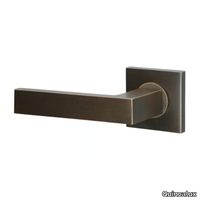 STOCKHOLM-Door-handle-Quincalux-595884-rel6aedd3cd.jpg thumb image