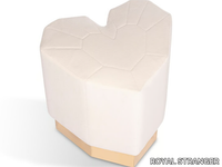 QUEEN-HEART-Pouf-ROYAL-STRANGER-536437-rel1d13631f.jpg thumb image