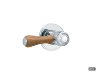 h_1935-WOOD-Shower-tap-rvb-228320-rel5e1a092f.jpg thumb image