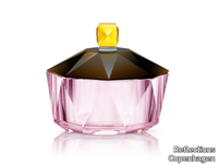 new-haven-basin-rose-reflections-copenhagen-428181-relb457cbf8.jpg thumb image
