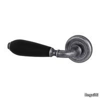 cinzia-door-handle-reguitti-453585-rele6563700.jpg thumb image