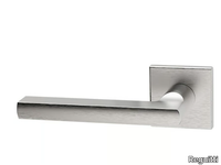 door-handle-on-rose-reguitti-471190-rel201995fd.jpg thumb image