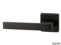 door-handle-reguitti-454240-rel1c5ed25c.jpg thumb image