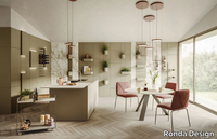 KI-Round-table-Ronda-Design-305632-rel126bca57.jpg thumb image