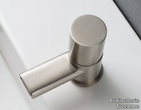 NANOTECH-1-hole-washbasin-mixer-Rubinetterie-Treemme-104138-rel8e775af5.jpg thumb image