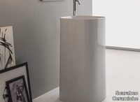 moon-freestanding-washbasin-scarabeo-ceramiche-282908-rel6fbcd558.jpg thumb image