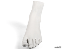 FEMALE-FOOT-Seletti-402277-relec7c3b3.jpg thumb image