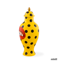 shit-vase-seletti-403314-rel9558c0eb.jpg thumb image