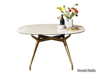 arkos-shaped-square-table-sovet-italia-556986-relbccc09b9.jpeg thumb image