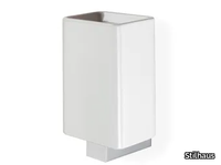 h_GEA-Wall-mounted-toothbrush-holder-Stilhaus-487436-rel32e6418c.jpg thumb image