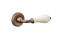 MARTA-Door-handle-on-rose-Dnd-584968-relc59ee09e.jpg thumb image