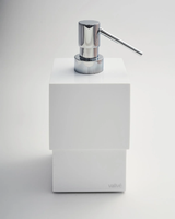 METRO-Bathroom-soap-dispenser-Vallvé-242691-rel1c15b0b8.jpg thumb image