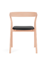 3341_yksi-armchair--seat-upholstered_104_oak-lacquered_v3 thumb image