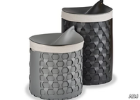 laundry-container-adj-633068-rel6d043686.jpg thumb image