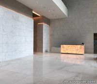 Statuary-Lincoln-Lobby.jpeg thumb image