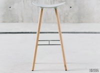COMA-WOOD-High-stool-ENEA-333661-rel24a120da.jpg thumb image
