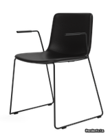 4112_pato-sledge-armchair--sledge-base-full-upholstered_51301_leather-omni-301-black_v2 thumb image