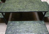 empreintes-square-table-ici-et-la-543315-rel66faee2d.jpg thumb image