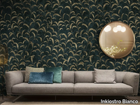 follie-inkiostro-bianco-345830-reldbeec2d8.jpg thumb image