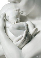 PATERNAL-PROTECTION-Lladró-538716-rel1a19ab1f.jpg thumb image