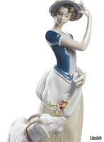YOUNG-SHEPHERDESS-WOMAN-Lladró-554799-relf01bcb04.jpg thumb image