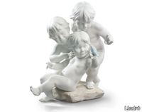 children-s-curiosity-lladro-538570-rel1e16075f.jpg thumb image